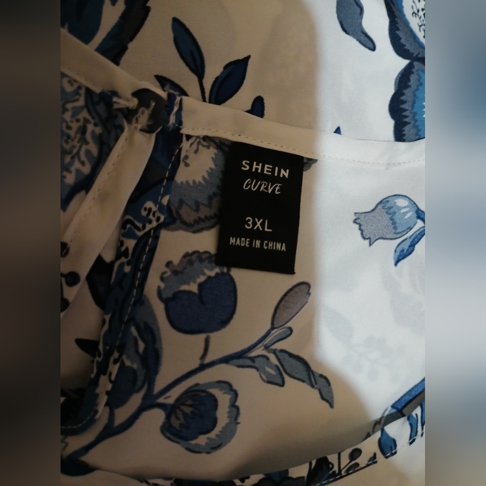 🪻Shein Curve 3X Floral Blue and White Sleeveless Shift‎ Dress Whimsigoth - Picture 3 of 4